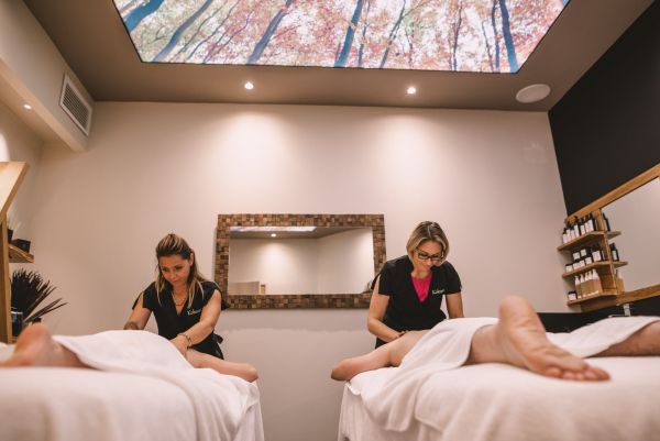 MASSAGE HAWAIEN LOMI LOMI